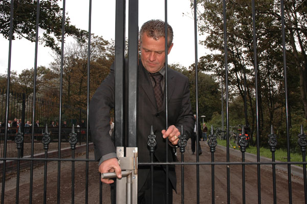 opening paardencrematorium westerhout 2008