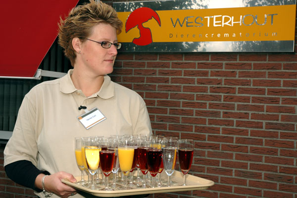 opening paardencrematorium westerhout 2008